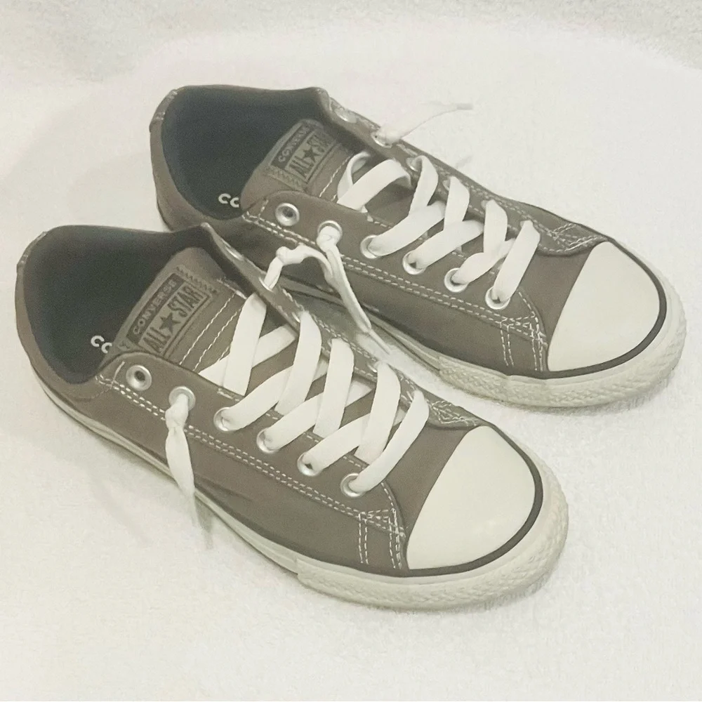Converse All-Star, low top charcoal, gray color size 6
